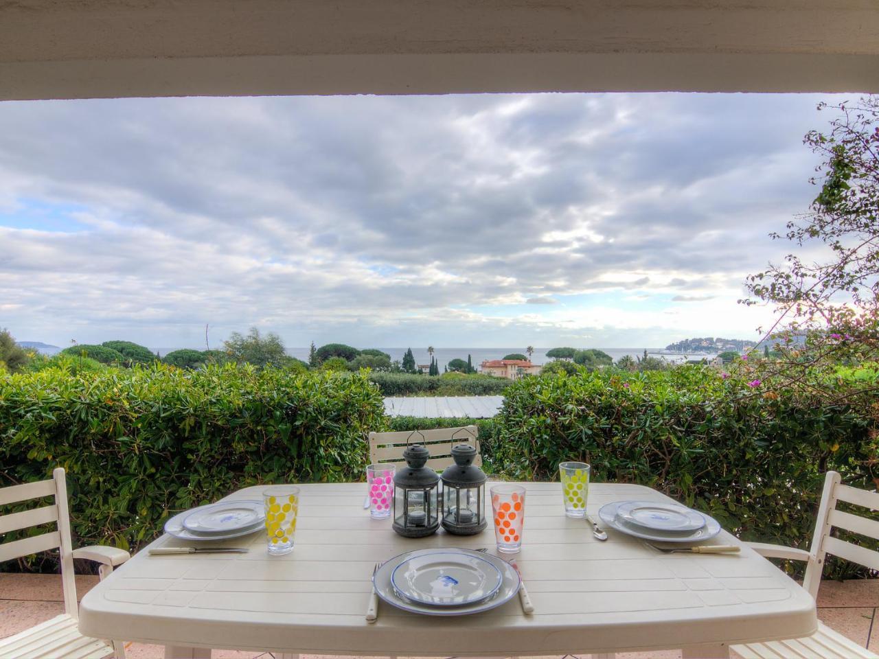 Apartment Riva Bella-1 By Interhome Cavalaire-sur-Mer Kültér fotó